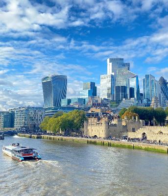 I took this photo during my first visit to see the iconic London sights after beginning my study abroad in London. I was crossing the Tower Bridge and paused to look at the architectural juxtaposition across the river. This combination of century-old historic buildings and modern skyscrapers vividly represents the essence of London's unique and relevant cultural life.